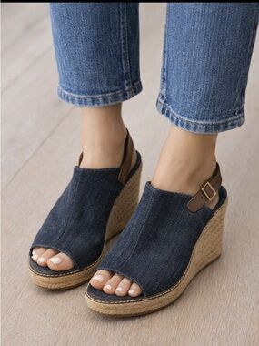 TORY BURCH Denim Wedge Sandals Size 9